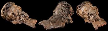 "Visage de l'ancien Christ du Calvaire de Saint-Pierre"